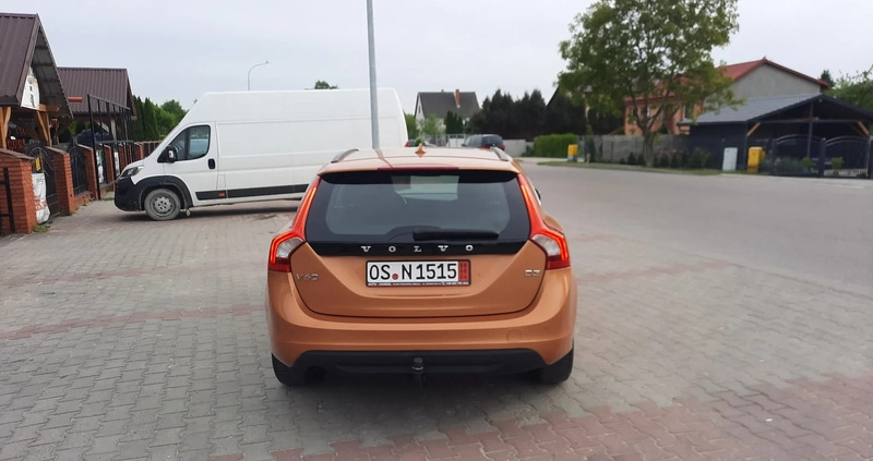 Volvo V60 cena 34800 przebieg: 244082, rok produkcji 2011 z Gogolin małe 277